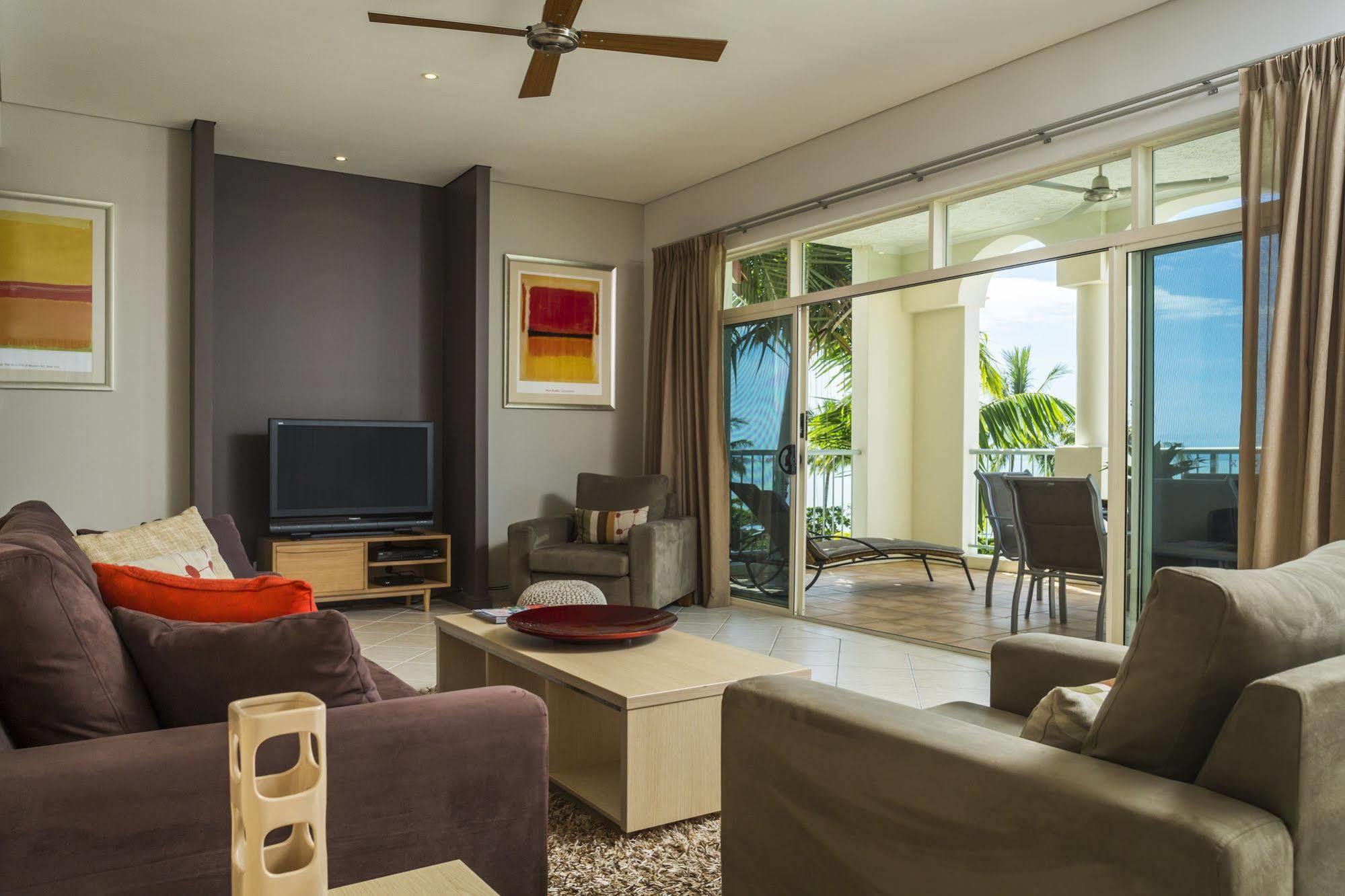 Sea Change Beachfront Apartments Trinity Beach Exterior photo