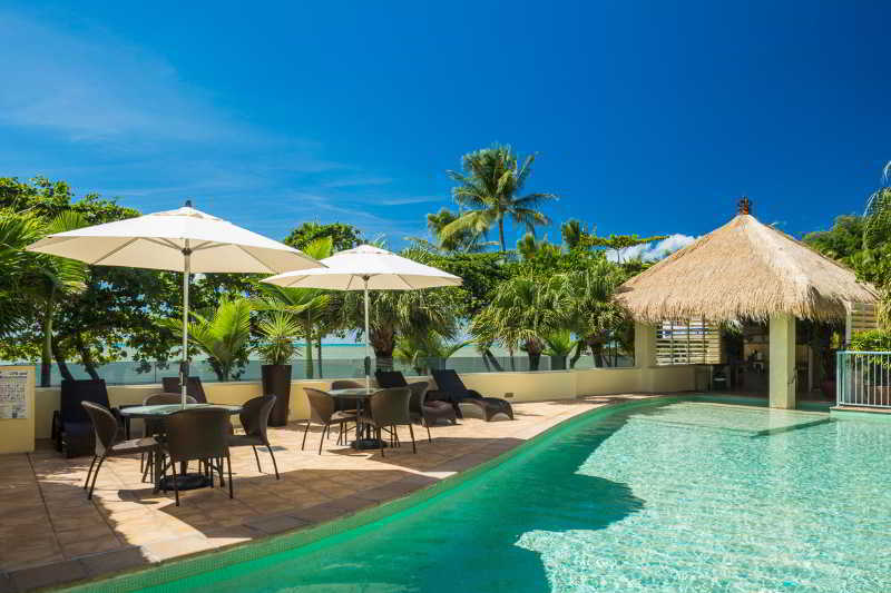 Sea Change Beachfront Apartments Trinity Beach Exterior photo